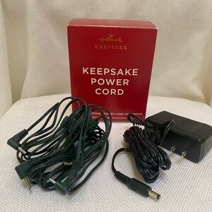 Hallmark Keepsake Power Cord Powers Up To 7 Keepsake Power Ornaments (2017-)